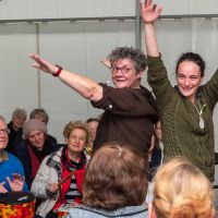 Drum_Circle_Berlin_Ricarda_und_Esther