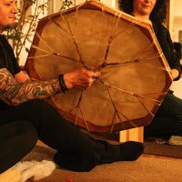 01multi-gong-stuttgart-2025-Powerdrumming-mit-Ricarda