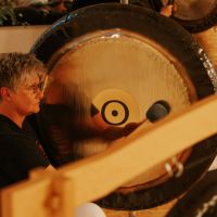 02multi-gong-stuttgart-2025-Powerdrumming-mit-Ricarda